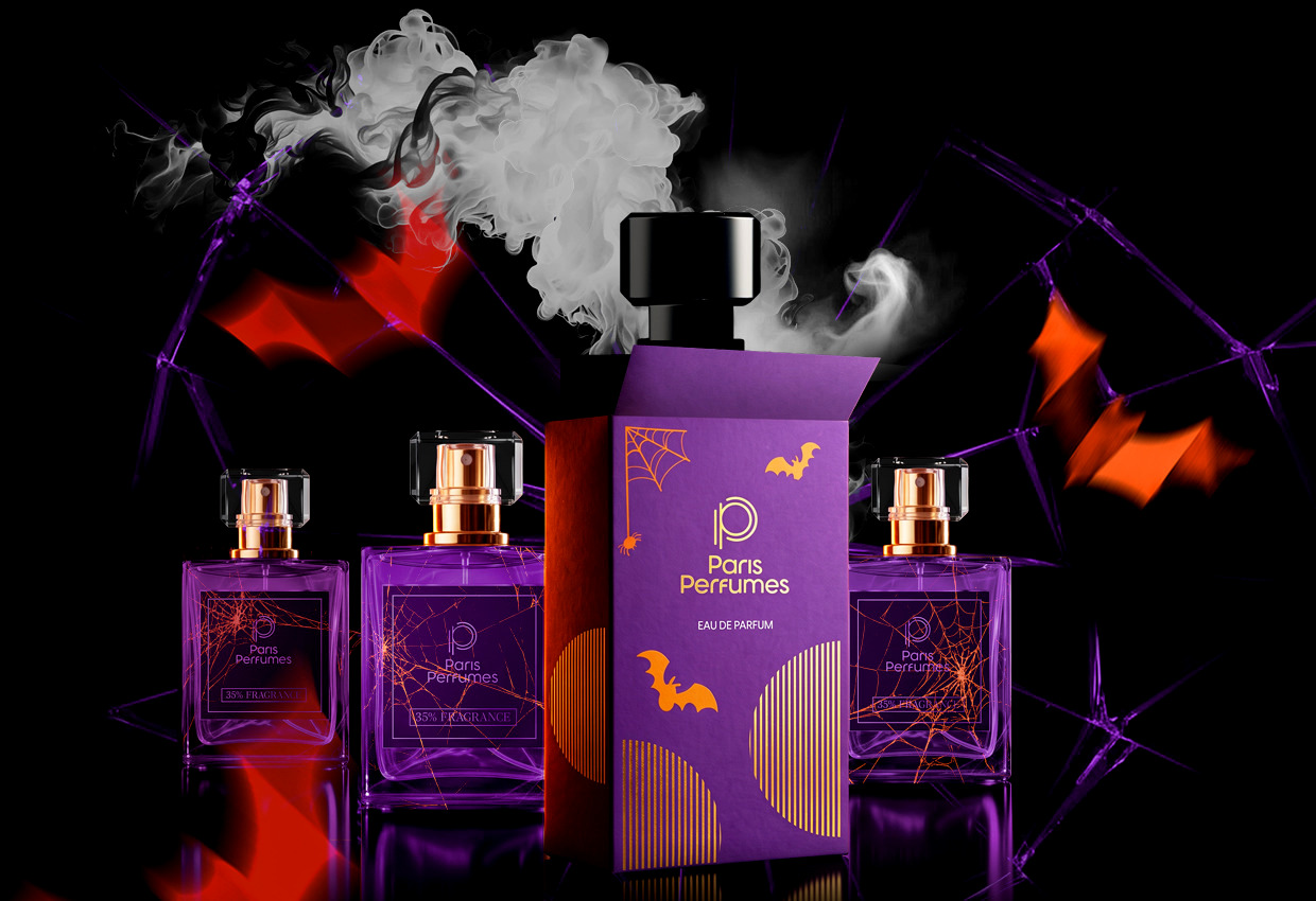Három lila Paris Perfumes flakon és egy halloweeni doboz füst, denevérek és pókhálók között