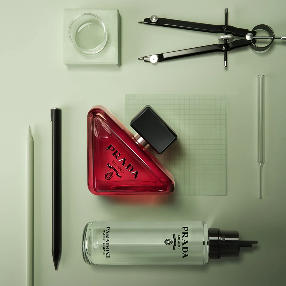 Prada | Paradoxe Radical Essence - Image 7